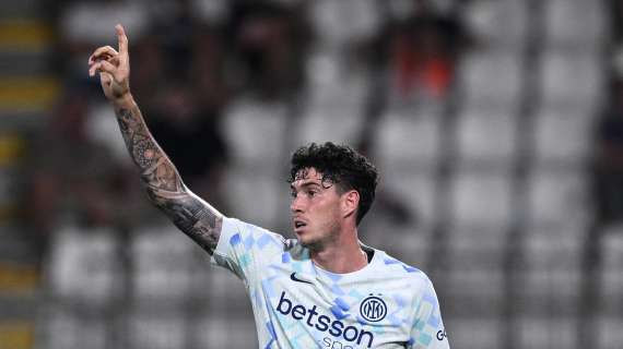 Bastoni: "Con Chivu lavoro più duro e intenso. Sorpresa sul piano umano"