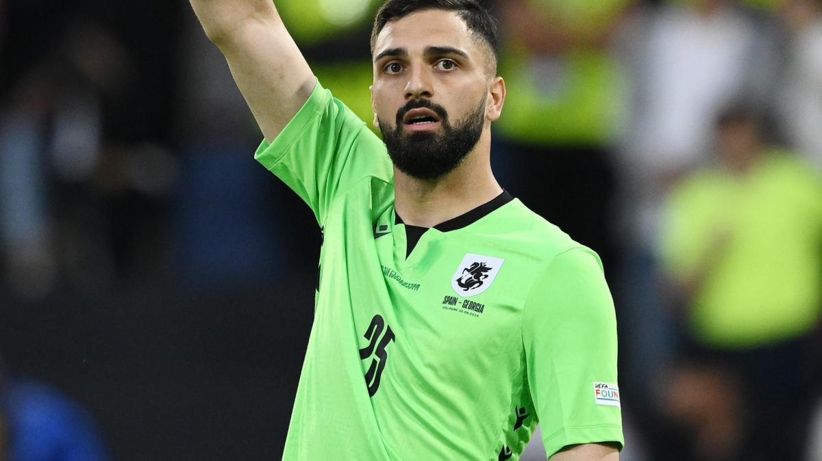 Piaceva all'Inter, soffiato dal Liverpool ma può salutare i Reds: si valutano offerte per Mamardashvili 