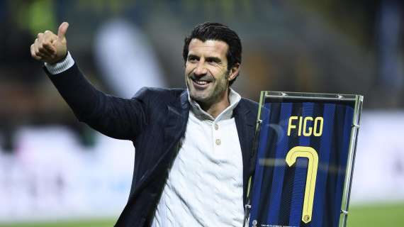 Gli auguri dell'Inter a Figo: "Mix di carisma, tecnica e personalità"