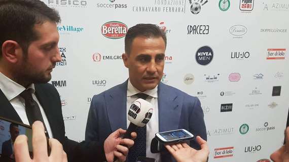 Cannavaro: "Sto godendo con questa Nazionale, non dà mai l'impressione di soffrire"