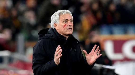 Mourinho, bordate in conferenza pre-Sassuolo: "Mi preoccupano arbitro e Berardi, prende in giro gli altri"