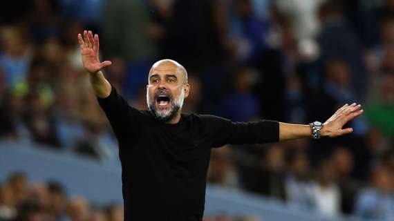 Manchester City, Guardiola operato alla schiena: tornerà in panchina a metà settembre