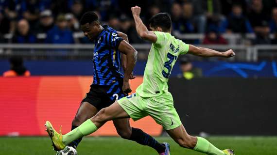 Romano su Dumfries: "Poteva andare allo United, proposto uno scambio"