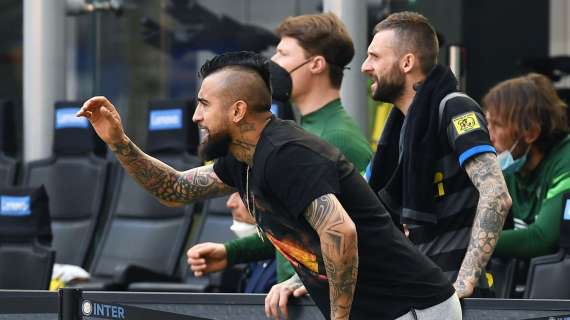 Uruguay-Cile, Vidal parla con Vecino: ”Non ho sentito dolore al ginocchio, grazie a Dio”