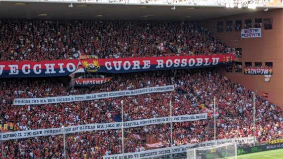Calcio, striscioni minacciosi degli ultrà del Genoa contro i sampdoriani