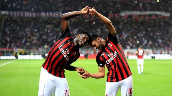 Calhanoglu sponsor di Kessie: il turco insegna che il passaggio dal Milan all'Inter è possibile