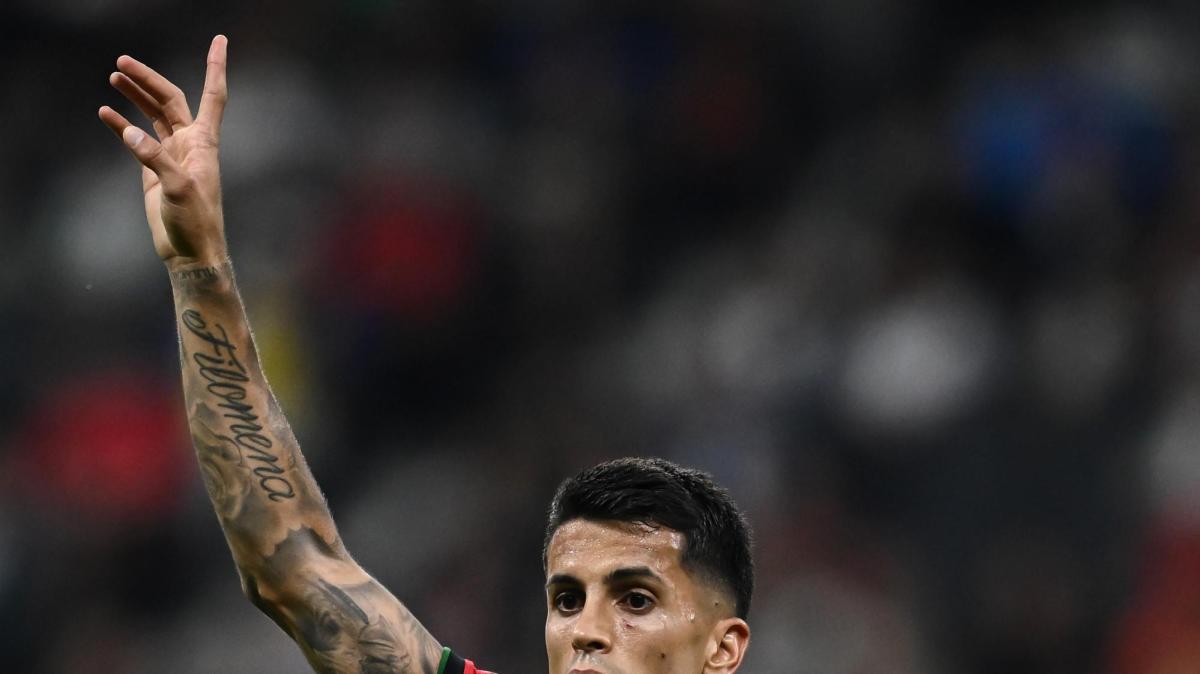 Inter al lavoro per il ritorno di Cancelo. Ostacolo stipendio? Lo scenario con l'Al Hilal