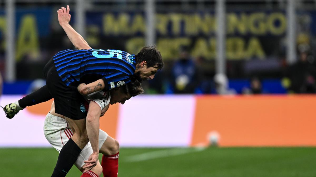 Acerbi definitivamente scavalcato nelle gerarchie. Il nuovo ruolo di Akanji e il domino su Bisseck 