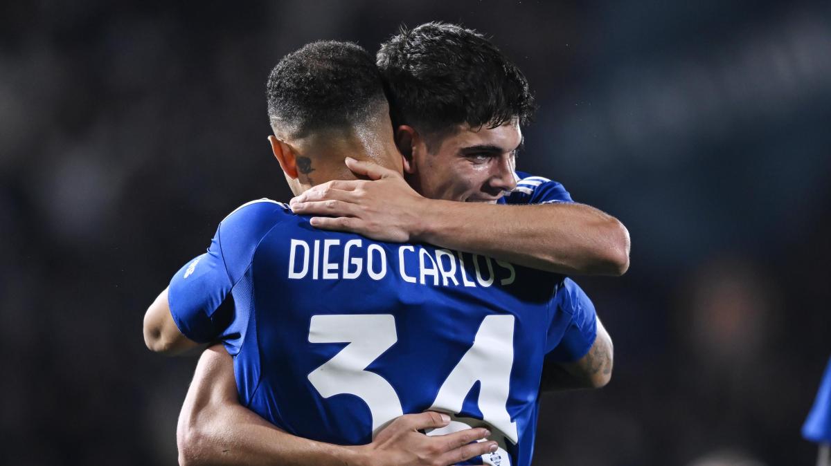 Il Como domina una brutta Inter, ma Thuram tiene in vita i nerazzurri: 2-1 al 45'