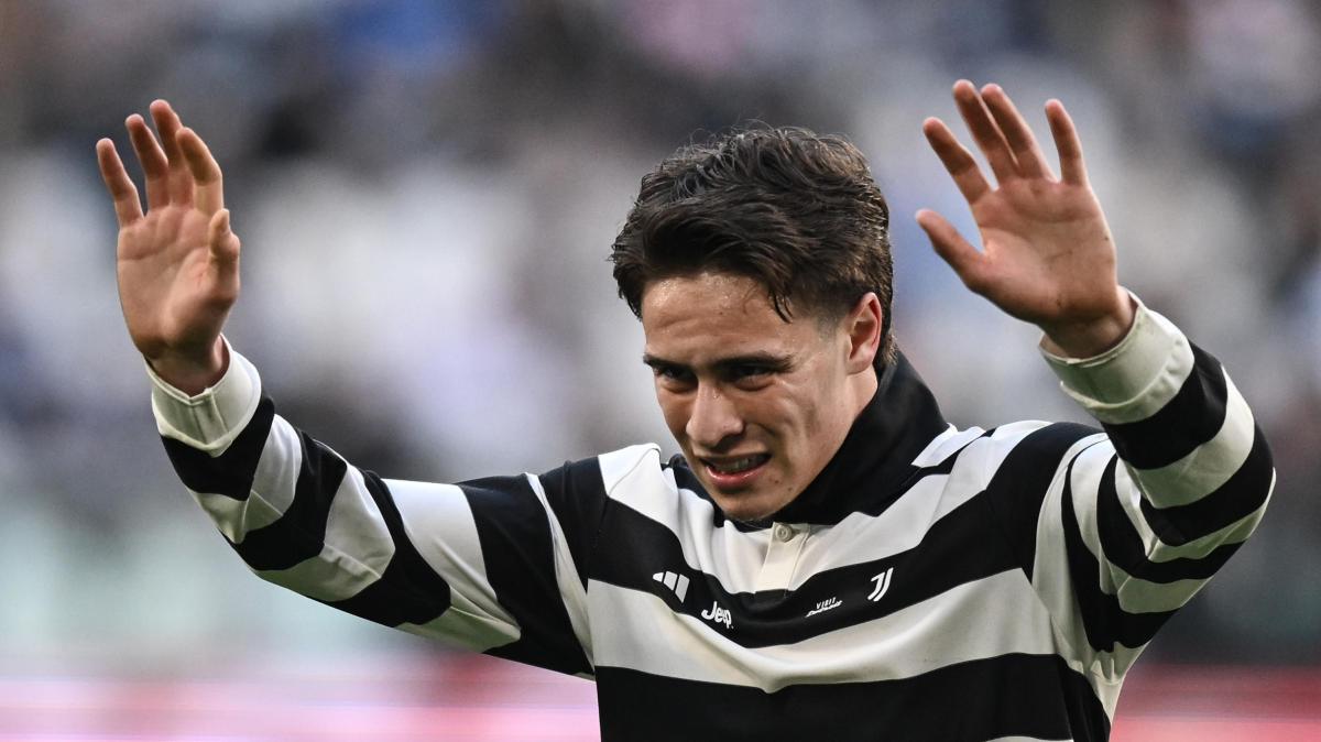 "Juve affondata da Fabregas, rischio Champions. Chivu a +10 sul Milan", la prima pagina del Corriere dello Sport