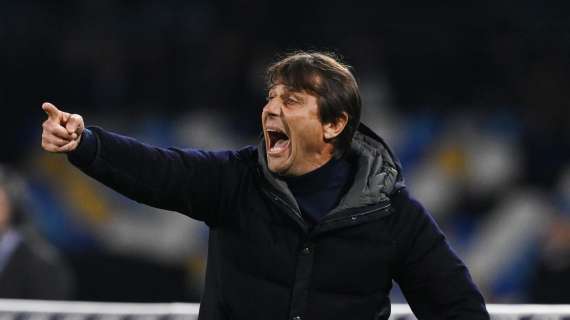 Napoli, Conte: "Atalanta-Inter? A noi non sposta niente. Il cervello deve restare acceso"