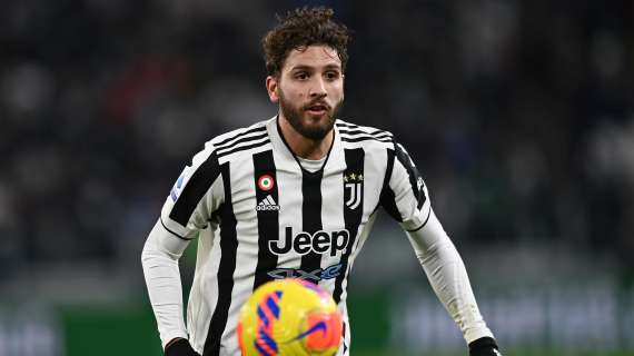 Juventus, piove sul bagnato: Locatelli è positivo al Covid-19