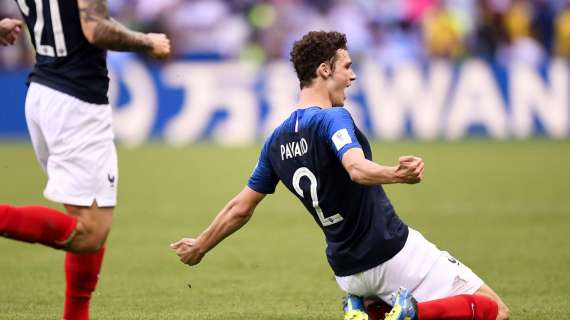 Pavard, si complica il rinnovo col Bayern: possibile addio in estate. Inter alla finestra