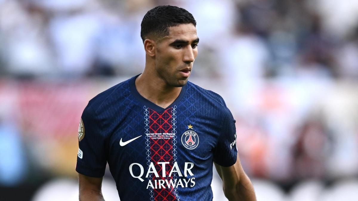 Psg-Bayern, Hakimi fuori in lacrime: entrata horror di L. Diaz. Mariani lo espelle dopo check al Var