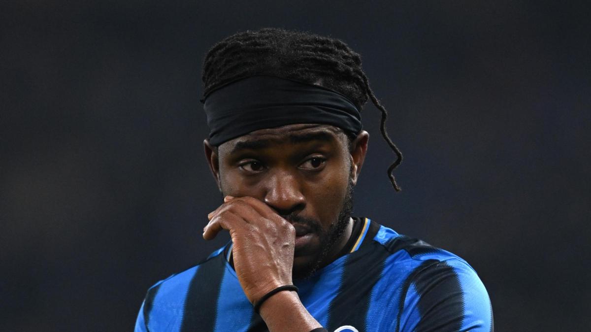 Calciomercato altre squadre LIVE - Fenerbahce spinge per Lookman, il Milan chiude per una punta?