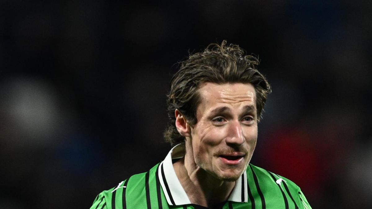 Fiorentina-Sassuolo, le formazioni ufficiali: Gudmundsson falso 9, torna Pinamonti