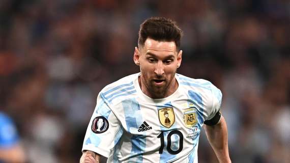 Messi difende Lautaro: "È importante per noi, essendo una punta vive per segnare"