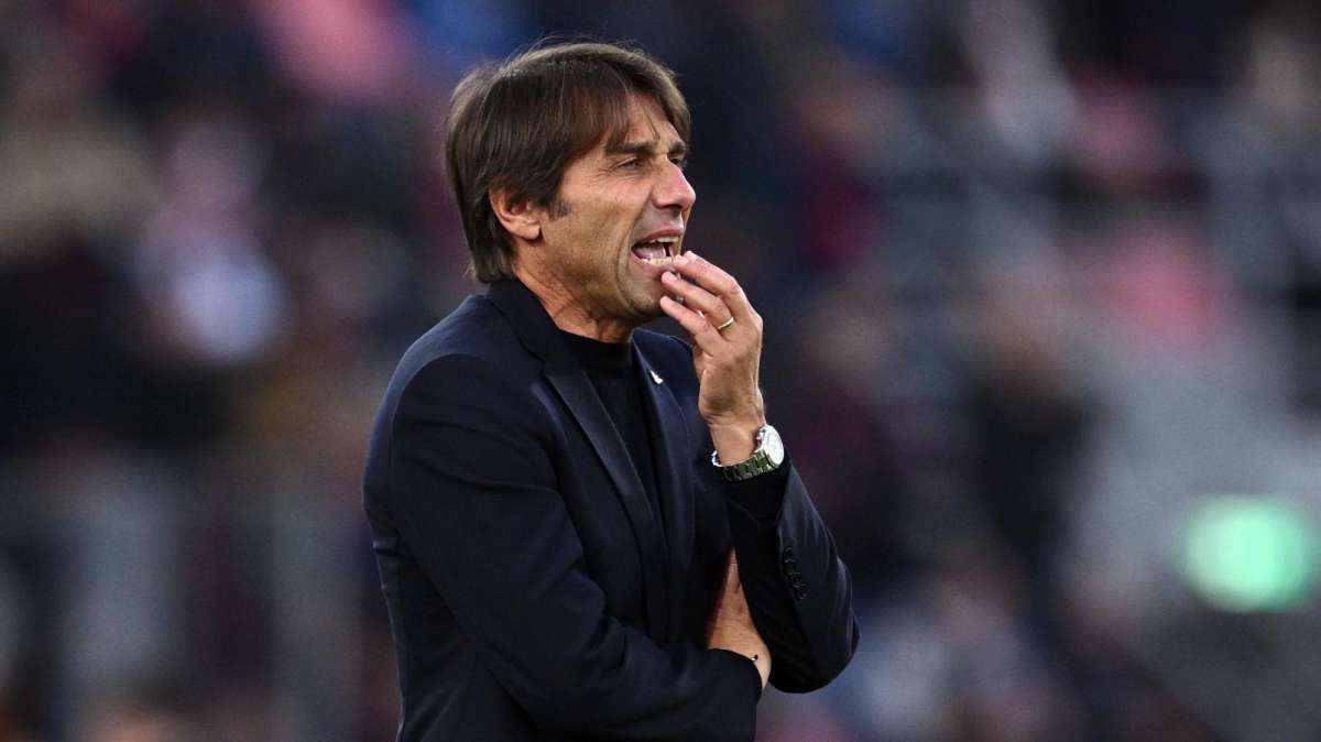 Ziliani: "Dopo mesi passati a piagnucolare, Conte ha iniziato le grandi manovre di abbandono della nave"