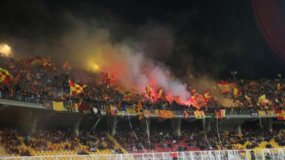 Calcio: malore allo stadio, muore tifoso del Catanzaro