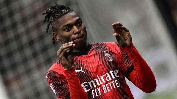 Leao: "Mi vedo solo al Milan. Tante critiche? Il calcio è così"