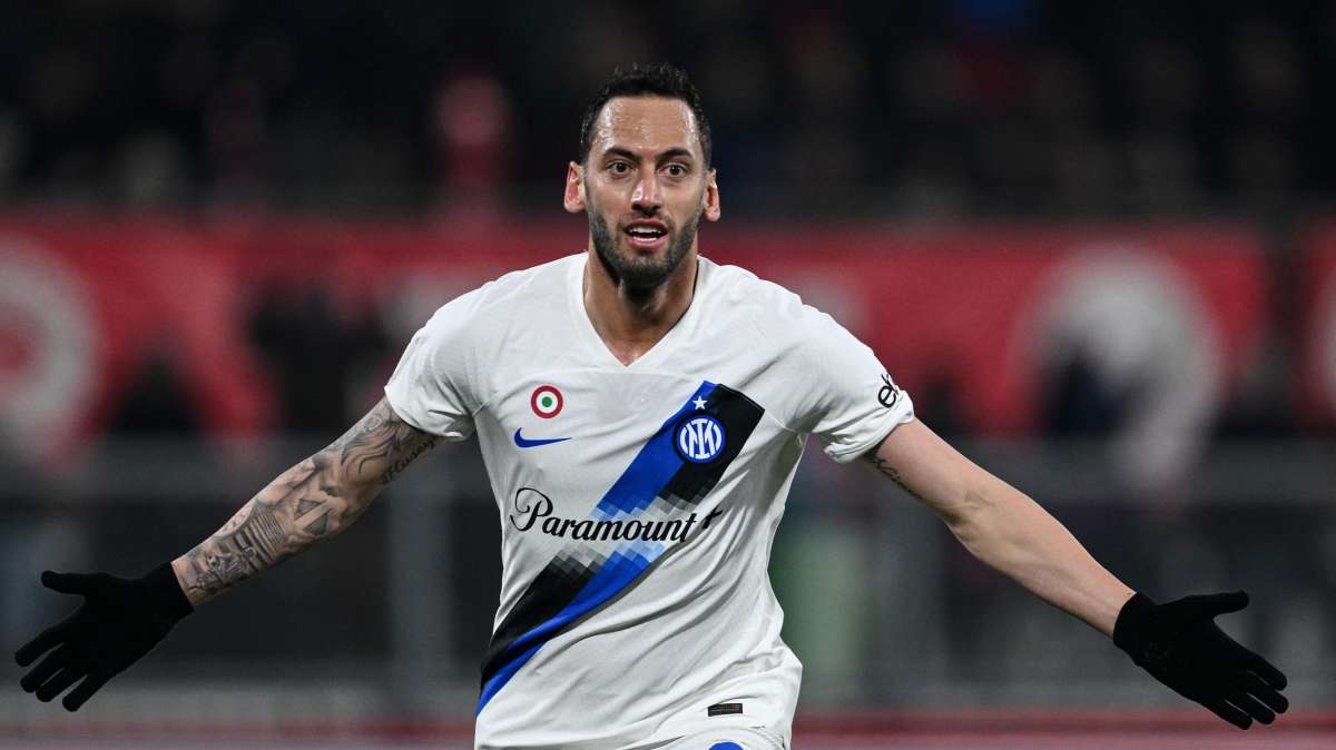 Calhanoglu e Lautaro, l'Inter scopre una nuova coppia del gol: doppietta e primi due posti nei marcatori