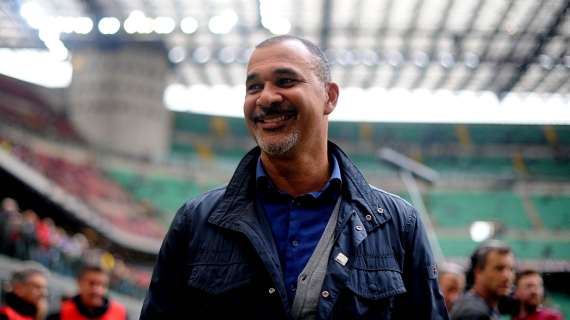 Gullit non ci sta: "Il rigore su Lautaro non c'era e il 3-3 è irregolare"
