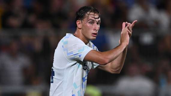 Esposito: "Mi ispiro a Dzeko, uso il fisico come facevo in Serie B"