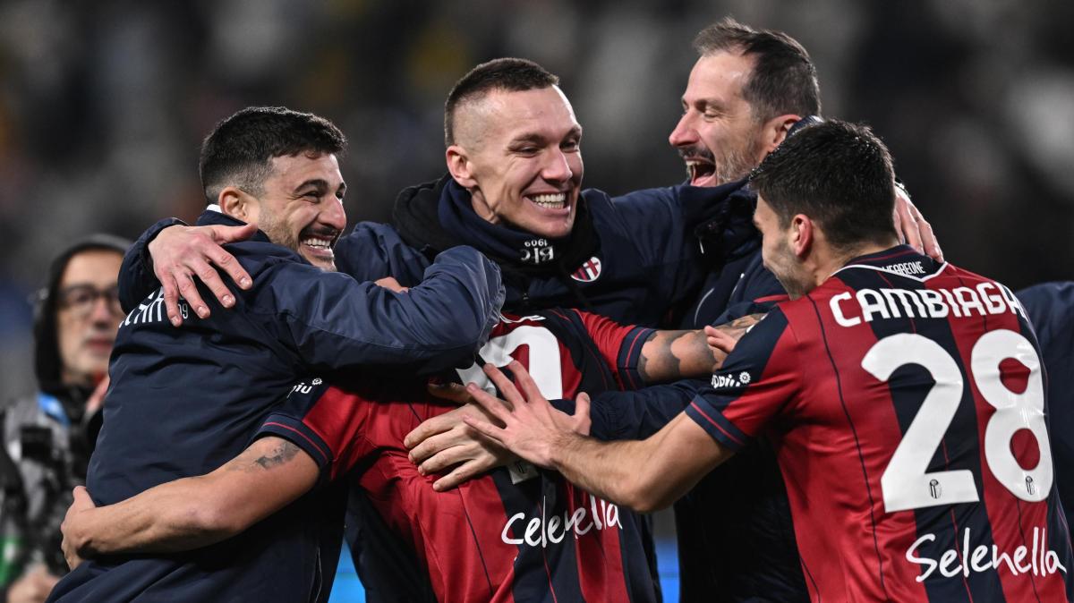 Finale di Supercoppa italiana, le formazioni ufficiali di Napoli-Bologna: la scelta su Rowe