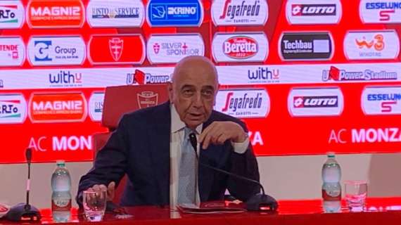 Galliani: "L'obiettivo del Milan resta raggiungere la seconda stella prima dell'Inter"
