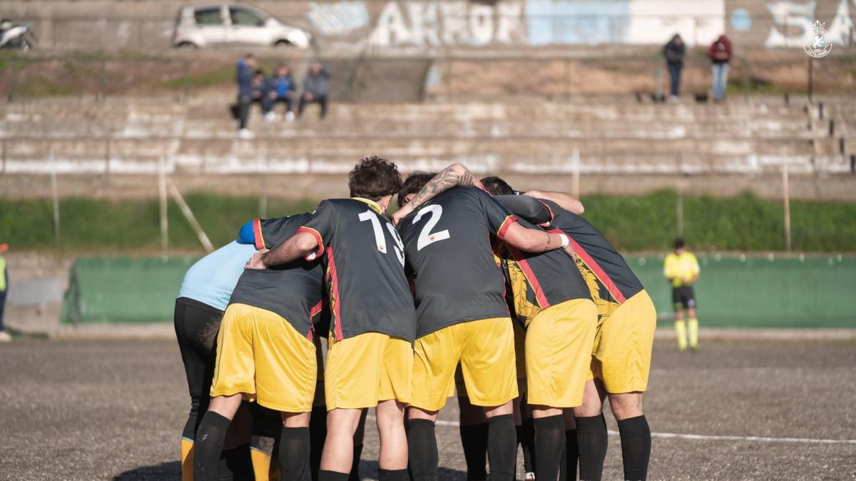 1^-Virtus Messina, sollevato l'allenatore: salta mister Platania