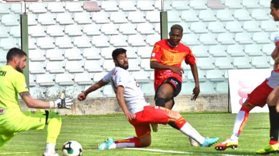 Vola il Catanzaro, grazie a un Messina troppo leggero in difesa (2-3)