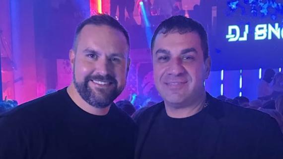 Justin Davis e Ros Pelligra