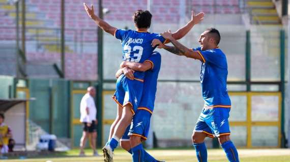 Gabriel Bianco stende l'Acireale e regala la finale playoff al Football Club Messina