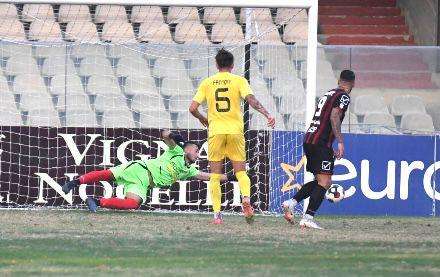 Messina beffato a Foggia (3-1), il bel gioco non basta