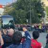 VIDEO MN - Arrivato a San Siro il pullman del Milan, alle 20.45 la gara col Bologna