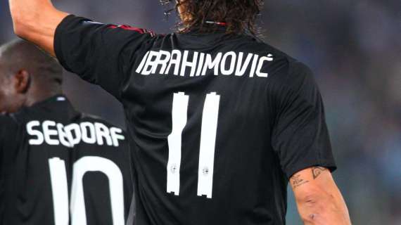 All'asta le maglie dei rossoneri