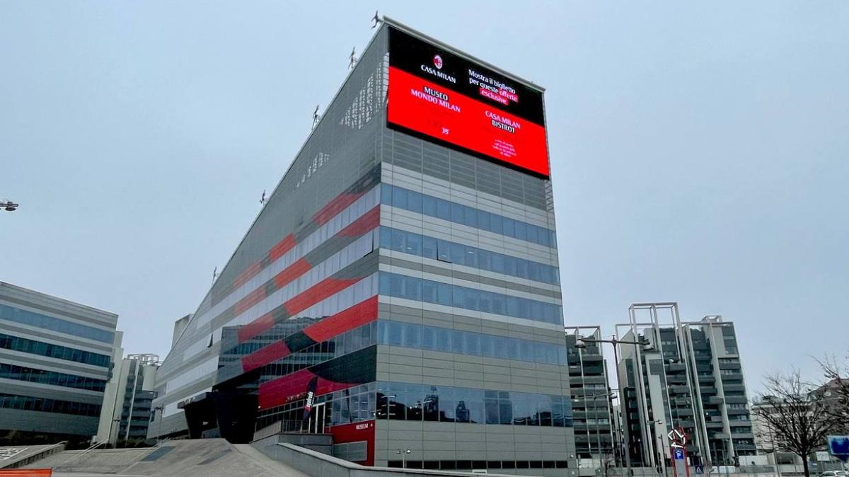 Tutti pazzi per Alajbegovic. C'è anche il Milan: un emissario rossonero lo ha visionato in Galles-Bosnia