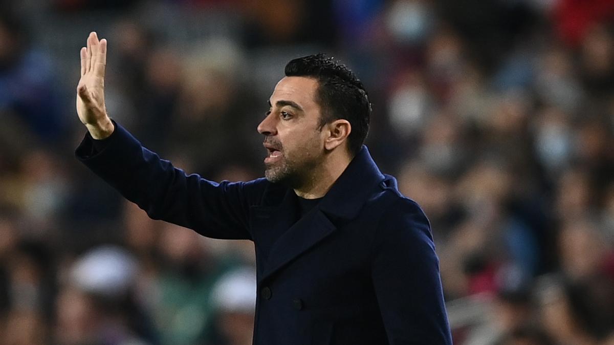Milan, Xavi si aggiunge alla lista dei rifiuti. Continua la ricerca dell'allenatore