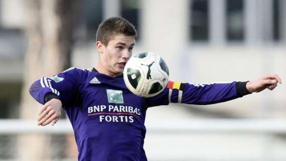 Tuttosport - Pressing Milan, Leonardo studia l’offerta per Sensi. E spunta l’idea Dendoncker