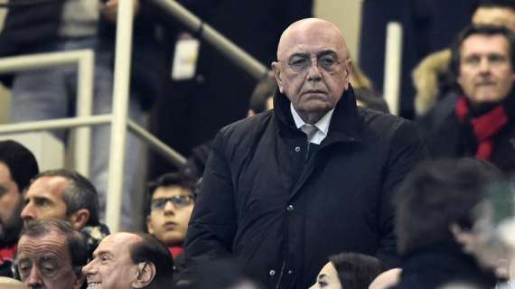 MN - Galliani, Montella e Maiorino all'aeroporto di Doha