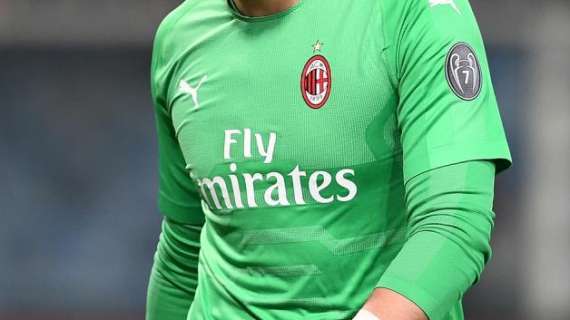 Milan, Jungdal sfoggia la nuova maglia: "Incredibile sensazione"