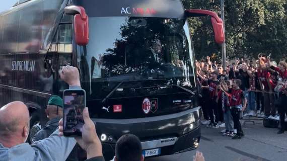 VIDEO MN – Verso Milan-Monza: la squadra rossonera è arrivata a San Siro