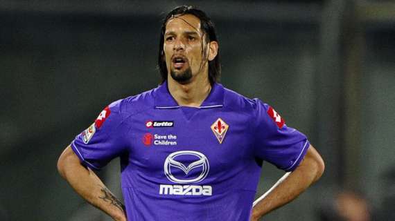 Fiorentina, Amauri verso il forfait contro il Milan 