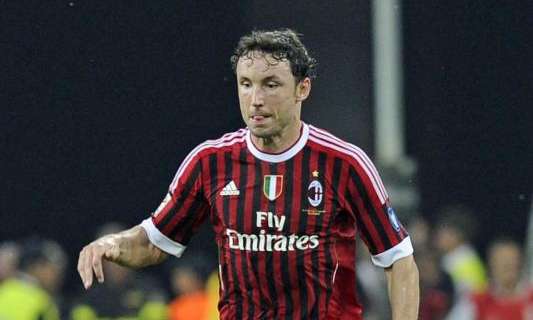 Van Bommel: "Sta tornando un bel Milan, ora dobbiamo recuperare in campionato"