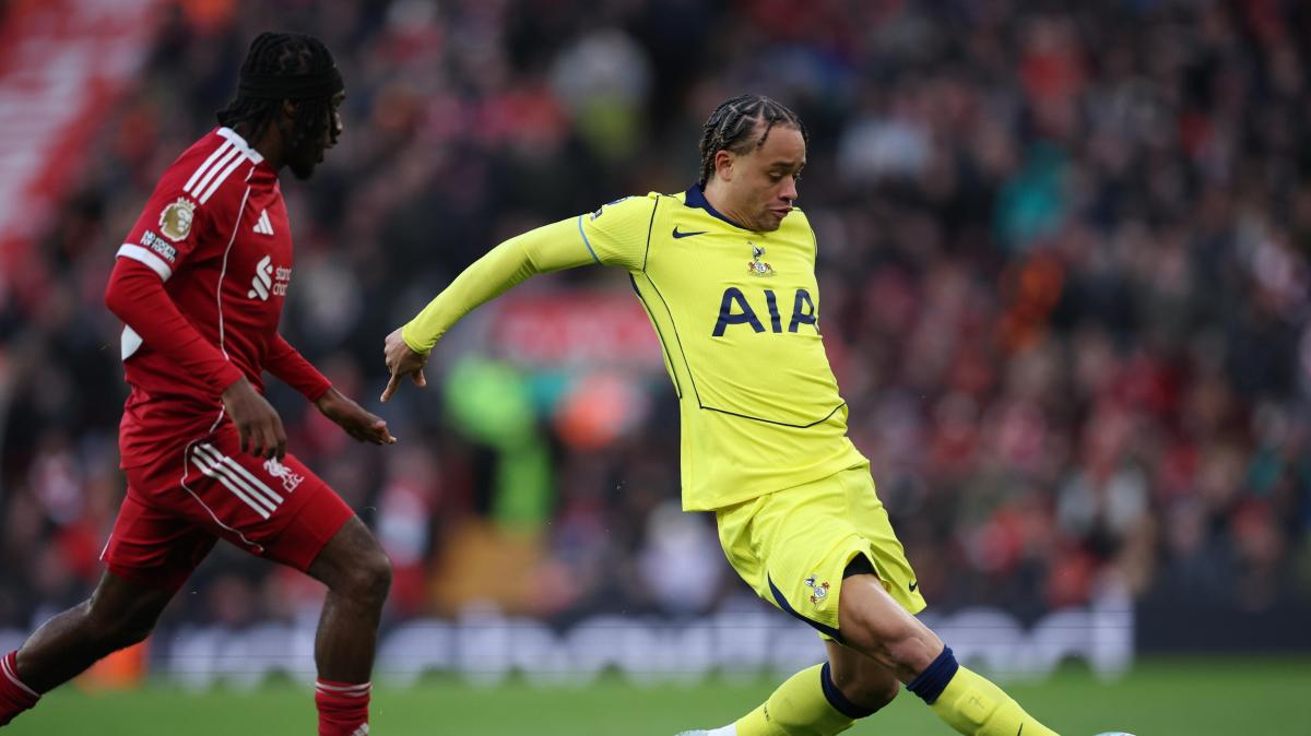 Stagione finita per Xavi Simons del Tottenham. Salta anche i Mondiali