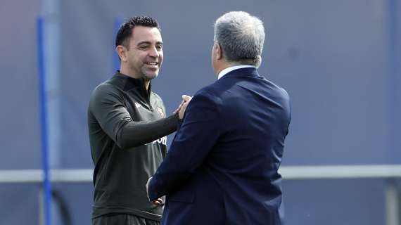 Ora c’è anche l’ufficialità: Xavi resta sulla panchina del Barcellona