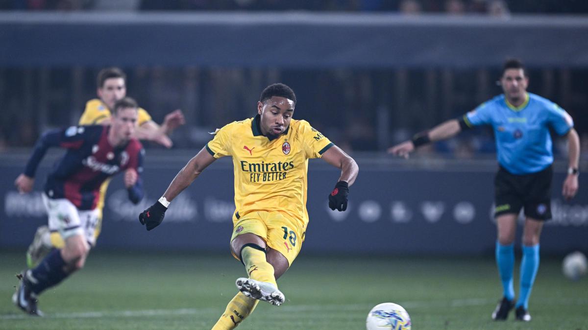 Nkunku a DAZN: "Non ho mai pensato di lasciare il Milan, sono felice di essere qui e giocare per questo club”