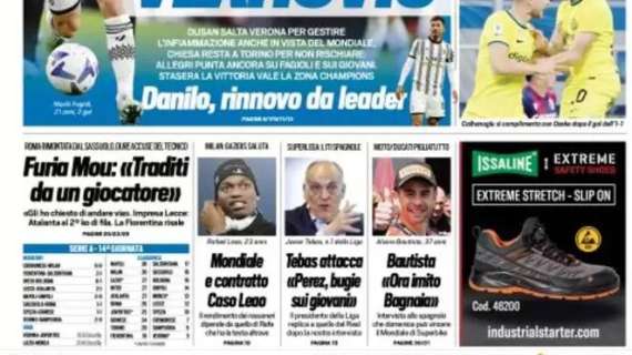 Tuttosport in apertura titola: "Mondiale e contratto: caso Leao"