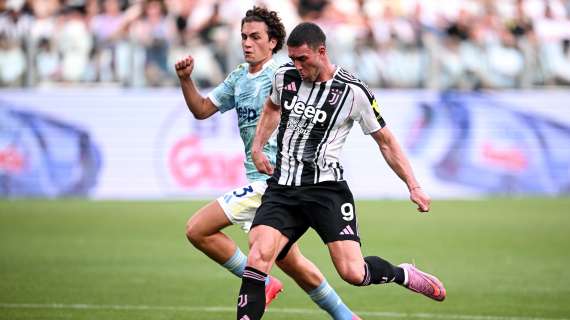 Vlahovic, fischi e futuro incerto: il Milan tra occasione e rischio. E Hojlund...
