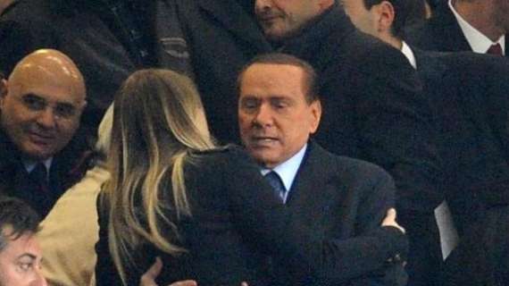 Nuovi investitori, Berlusconi domani vola in Russia da Putin